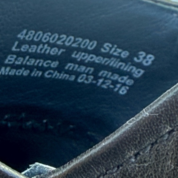 DANSKO WOMENS SIZE 39 Black color - Picture 8 of 9